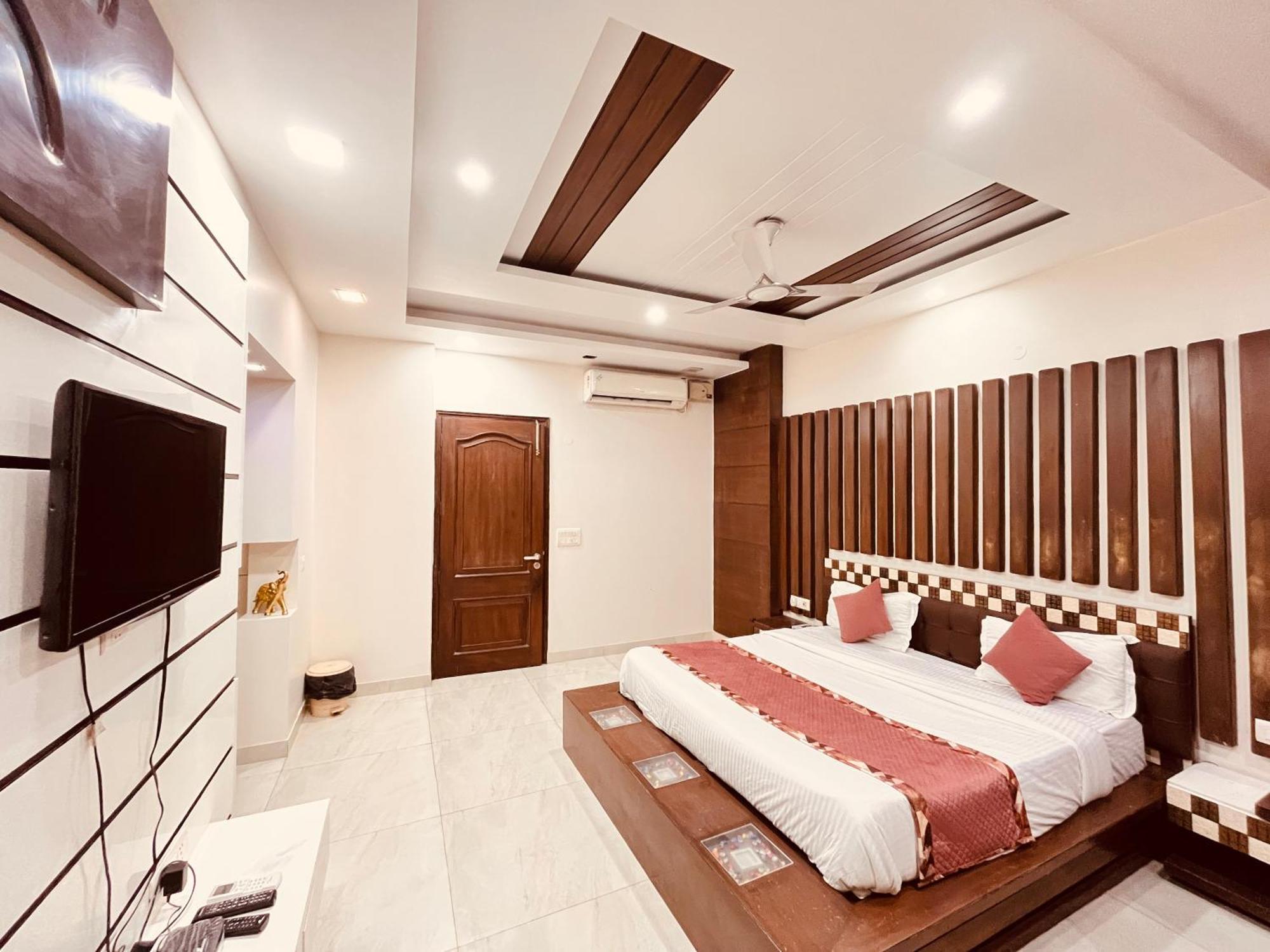 South Inn - Green Park Near Hauz Khas South Delhi Nuova Delhi Esterno foto